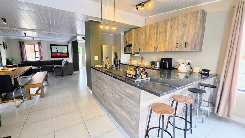3 Bedroom Property for Sale in Kleinkrantz Western Cape